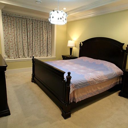 فندق Feng Lu House ريتشموند، كولومبيا البريطانية المظهر الخارجي الصورة
